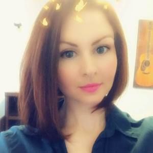 Meet your Posher, Christina